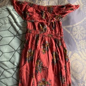 Long maxi dress with flowers